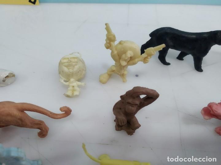 Figuras de goma y PVC: LOTE DE FIGURITAS DUNKIN - Foto 5