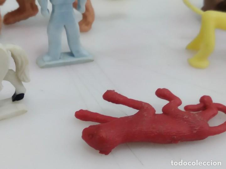 Figuras de goma y PVC: LOTE DE FIGURITAS DUNKIN - Foto 10