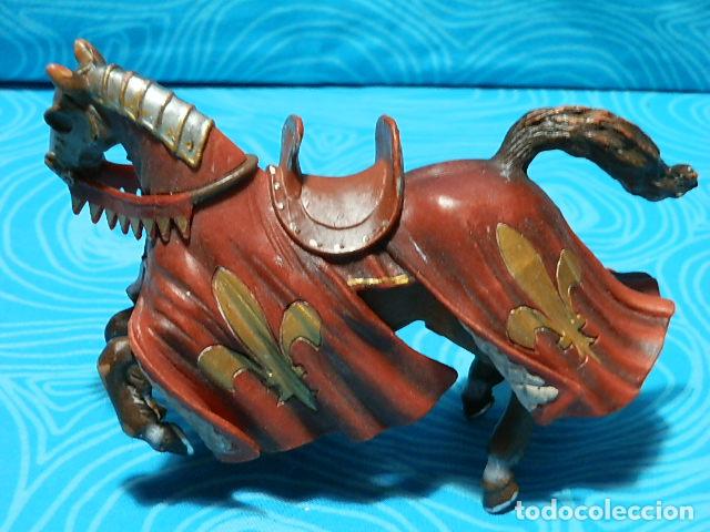 Figuras de goma y PVC: CABALLO MEDIEVAL DE SCHLEICH, FLOR DE LIS, 2003 - Foto 8