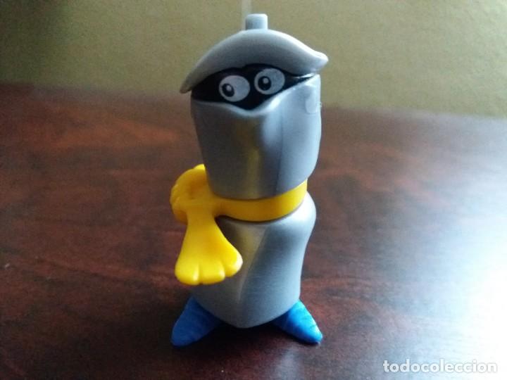 Figuras de goma Kinder: DOS FIGURAS KINDER TEL&Eacute;FONO Y CAFETERA. - Foto 3