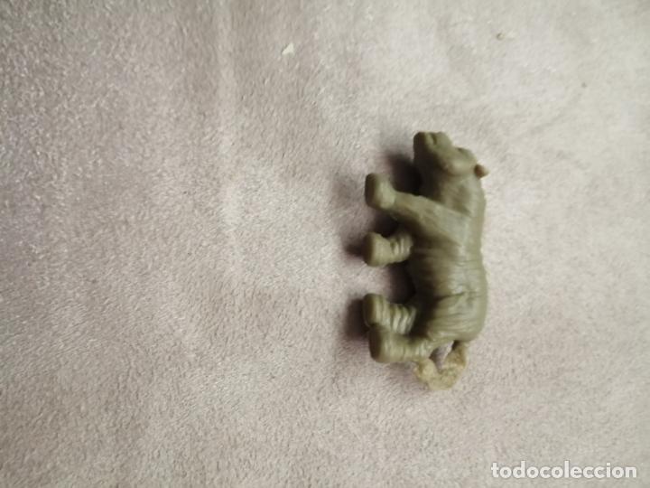 Figuras de goma y PVC: FIGURA DUNKIN - Foto 3