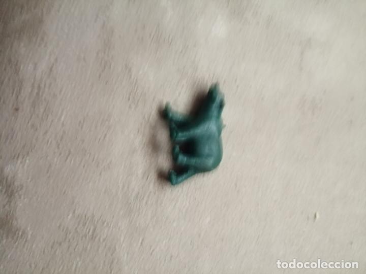 Figuras de goma y PVC: FIGURA DUNKIN - Foto 3