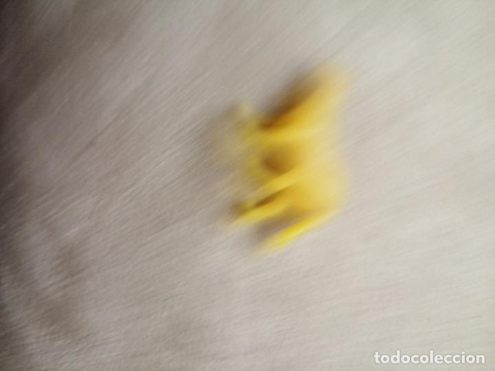 Figuras de goma y PVC: FIGURA DUNKIN - Foto 2