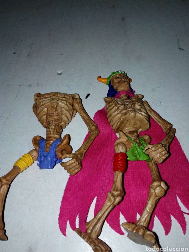 Figuras de goma y PVC: Esqueleto vikingo