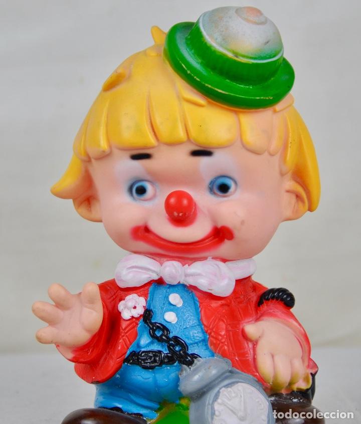 Figuras de goma y PVC: Mu&ntilde;eco de goma Payaso marca b.b. - Foto 2