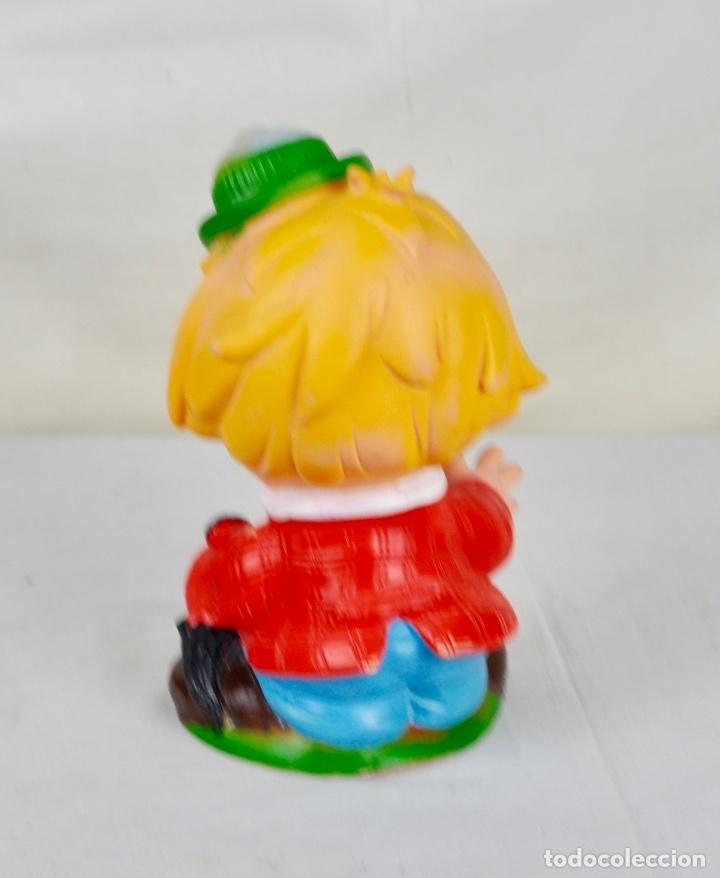 Figuras de goma y PVC: Mu&ntilde;eco de goma Payaso marca b.b. - Foto 4
