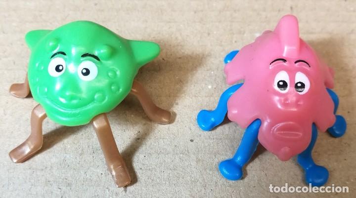 Kinder Figures: HUEVO sorpresa antiguos..figuras..coches..aviones..puzles..etC. K03 N 23 DOS HOJA CON VIDA