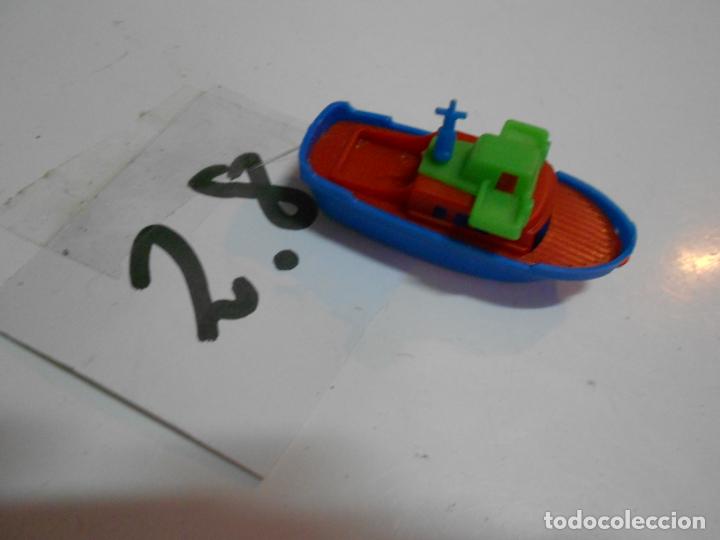 Rubber and PVC Figures: BARCO DE PEQUE&Ntilde;O TAMA&Ntilde;O +- 3CM PARA DIORAMA - ENVIO INCLUIDO A ESPA&Ntilde;A