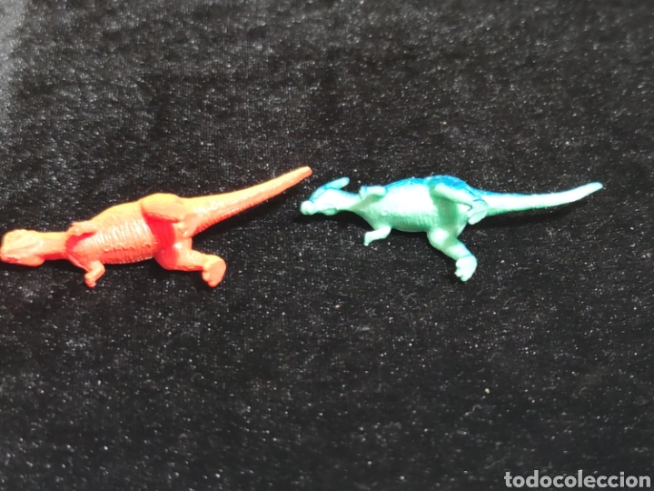 Figuras de goma y PVC: Figuras de dinosaurio de goma. - Foto 3