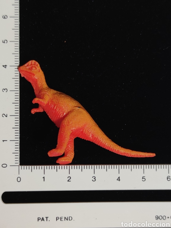 Figuras de goma y PVC: Figuras de dinosaurio de goma. - Foto 4