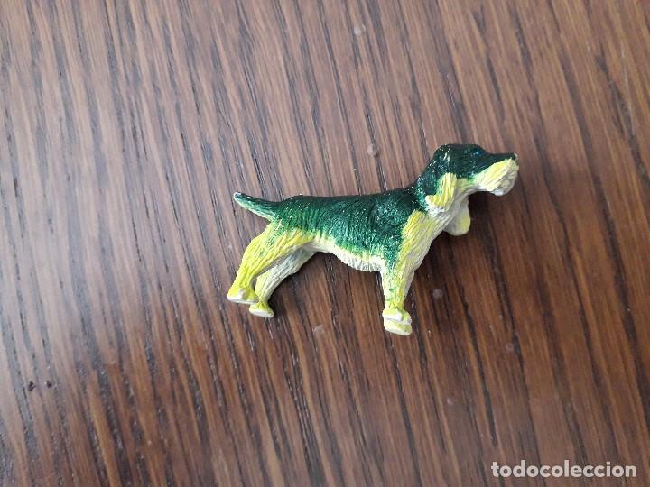 Figuras de goma y PVC: figura de pl&aacute;stico de perro. - Foto 1