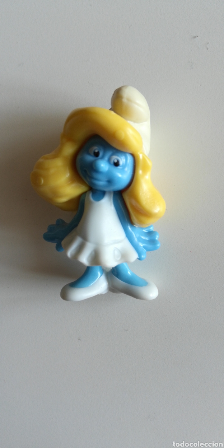 Figuras de goma Kinder: Figura pitufina peyo de kinder - Foto 1