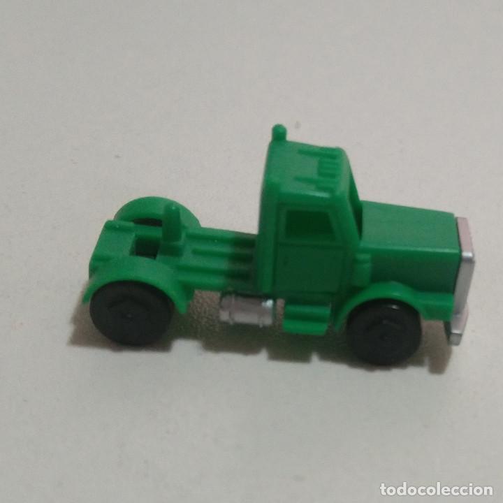 Kinder Figures: camion KINDER truck remolque MINIATURA ESCALA KINDER VEHICULO
