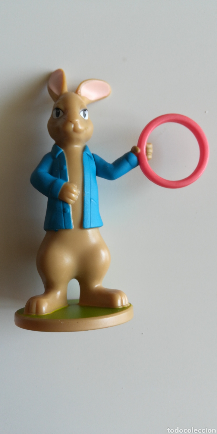 Figuras de goma y PVC: McDonalds figura conejo - Foto 1