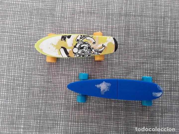 Kinder Figures: Patinetes o skiter kinder 2 unidades diferentes
