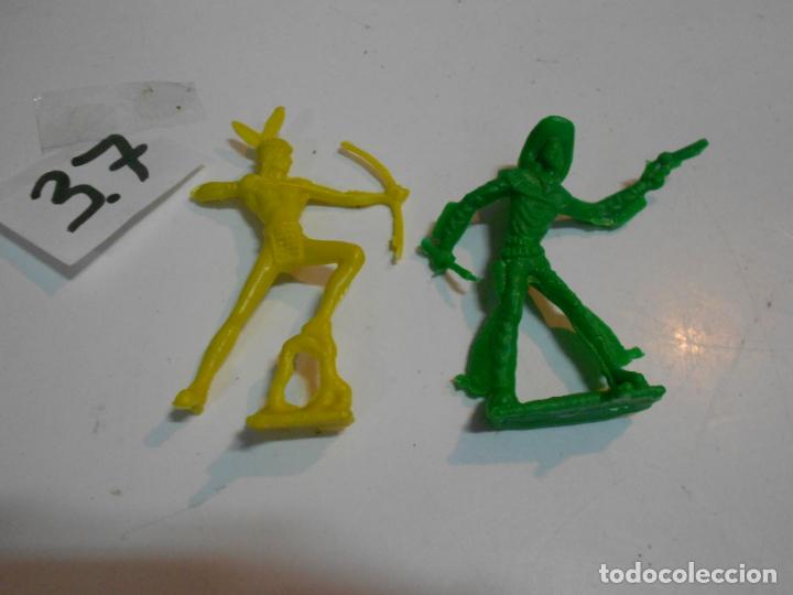 Figuras de goma y PVC: LOTE INDIO Y VAQUERO - Foto 1
