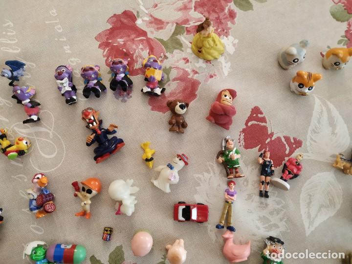 Figuras de goma y PVC: FIGURAS KINDER + PERROS + OTROS - Foto 3