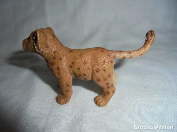 Figuras de goma y PVC: LEON CACHORRO  SCHLEICH - Foto 3