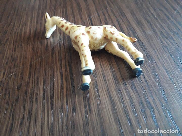 Figuras de goma y PVC: figura de pl&aacute;stico de jirafa. - Foto 3