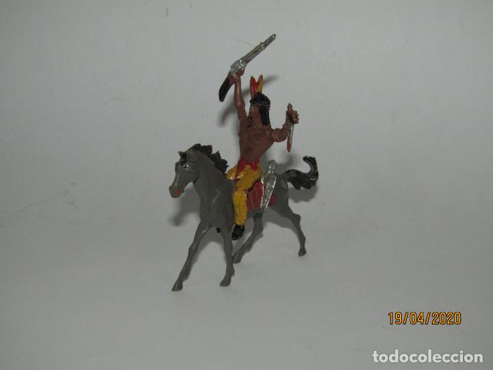 Figuras de goma y PVC: Antiguo Indio a Caballo en Pl&aacute;stico Pintado de COMANSI - Foto 1