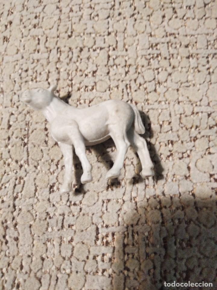 Figuras de goma y PVC: Dunkin animal granja - Foto 1
