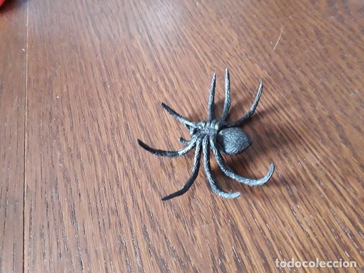 Figuras de goma y PVC: figura de pl&aacute;stico, ara&ntilde;a. - Foto 2