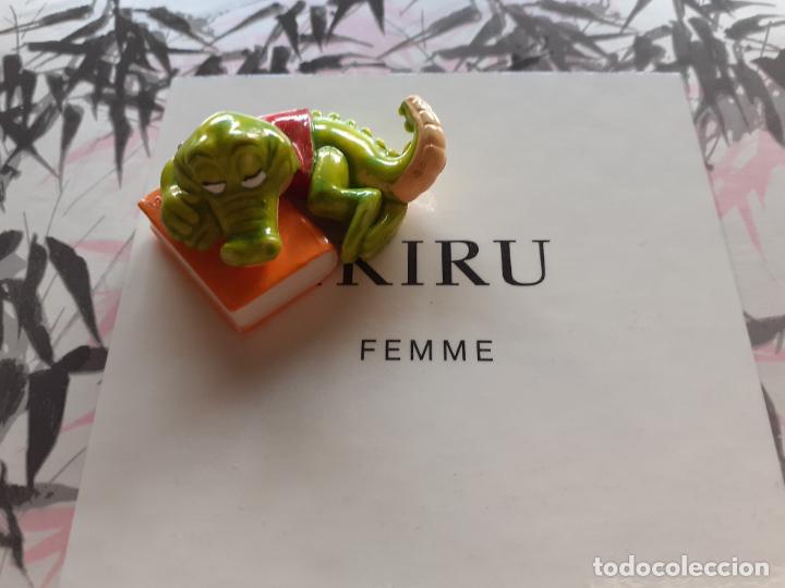 Figuras de goma y PVC: kinder cocodrilo - Foto 2