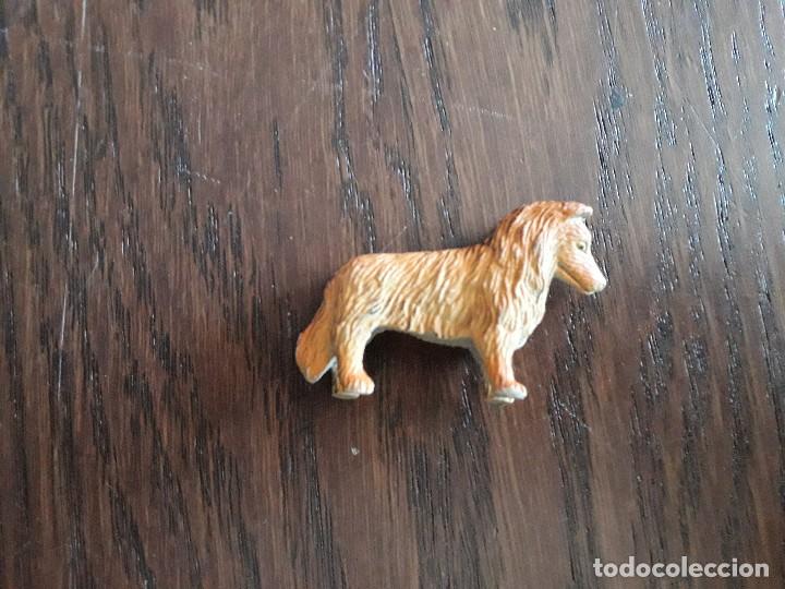 Figuras de goma y PVC: figura de pl&aacute;stico de perro. - Foto 1