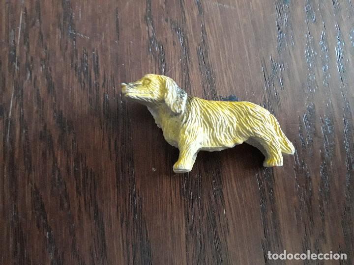 Figuras de goma y PVC: figura de pl&aacute;stico de perro. - Foto 1