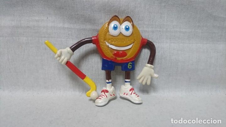 Figuras de Goma y PVC: FIGURA EN PVC, DORADITA MARBU,, GALLETA
