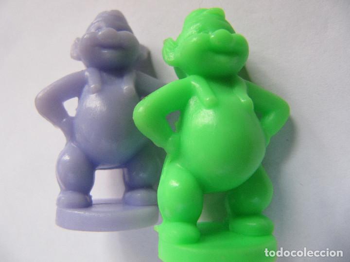 Figuras de goma y PVC: FIGURAS 3 EN RAYA CERDITOS DUNKIN - Foto 1