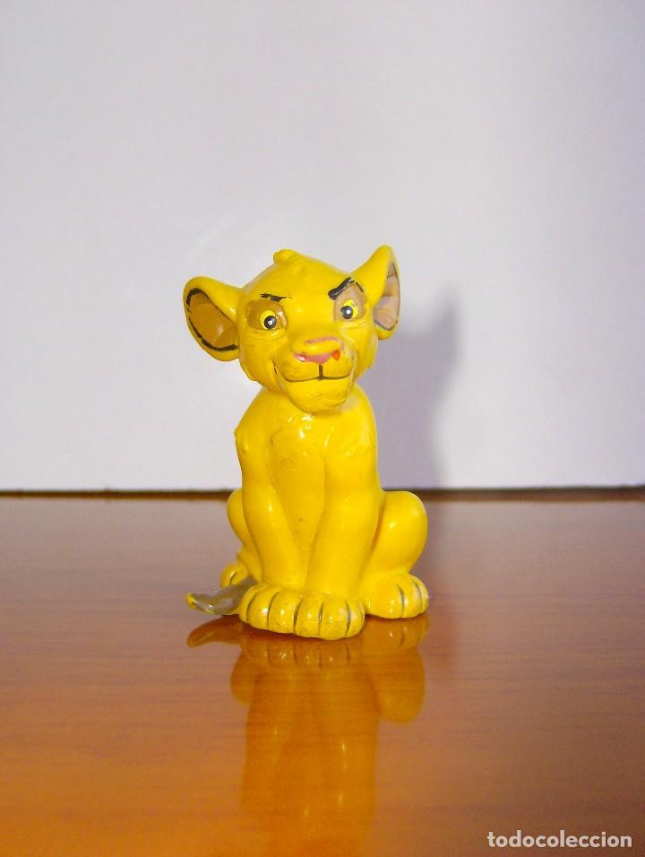 Figuras de goma y PVC: FIGURA CACHORRO SIMBA EL REY LEON DE BULLYLAND - Foto 1