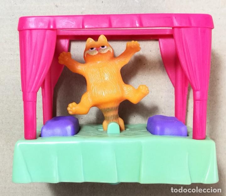 Figuras de goma y PVC: Gato Garfield de Burger King 2006