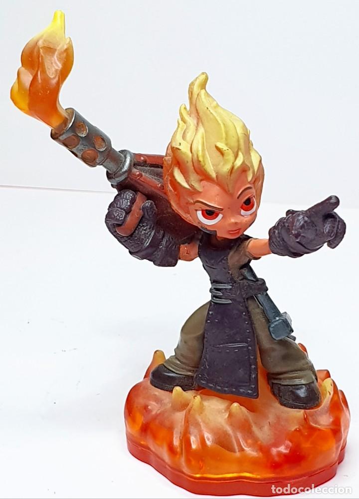 Figuras de goma y PVC: FIGURA ACTIVISION - Foto 1