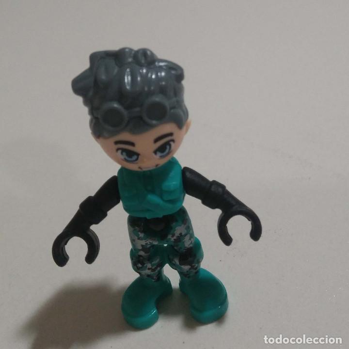 Figuras de Borracha e PVC: kinder personaje camuflaje gear mu&ntilde;eco