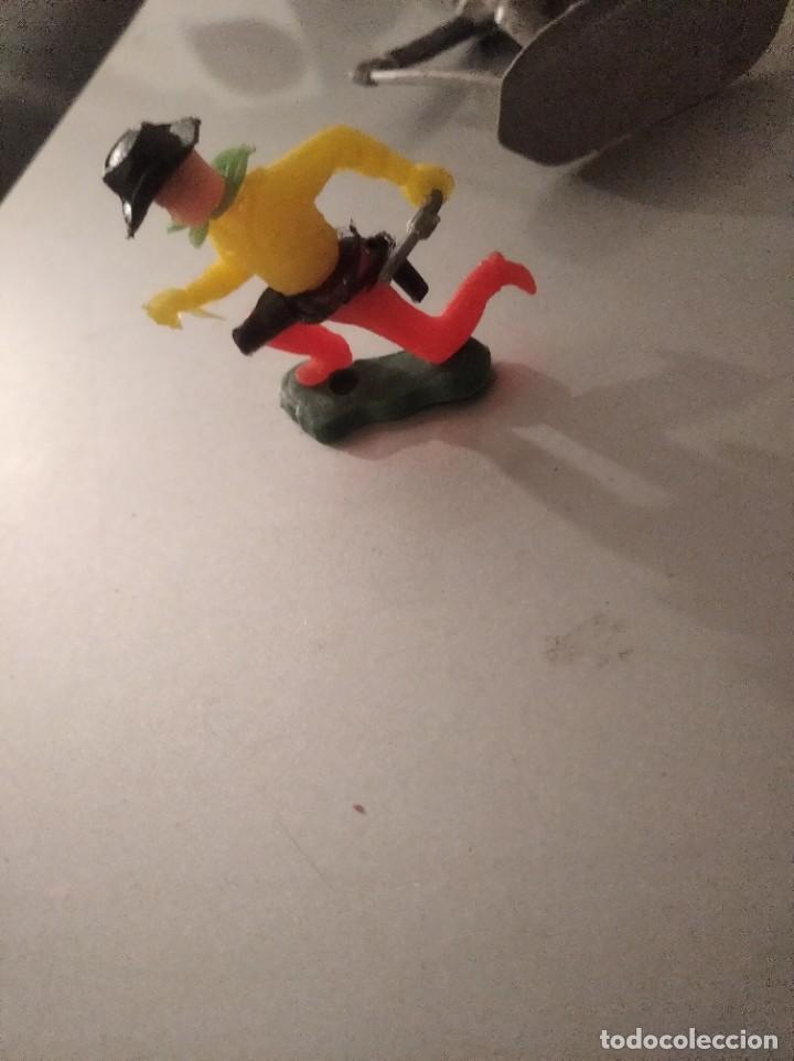 Figuras de goma y PVC: Jecsan comansi tipo vaquero - Foto 1
