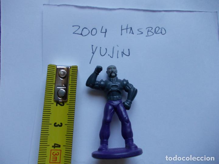Figuras de goma y PVC: 2004 HASBRO YUJIN - Foto 1