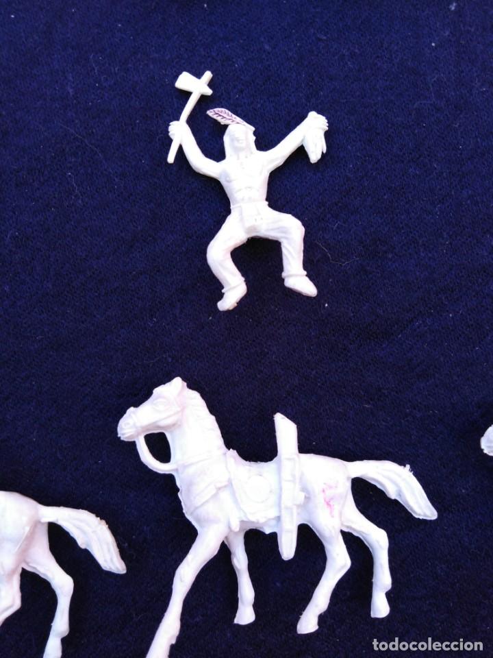 Figuras de goma y PVC: Indios pl&aacute;stico Minioeste de Comansi - Foto 5