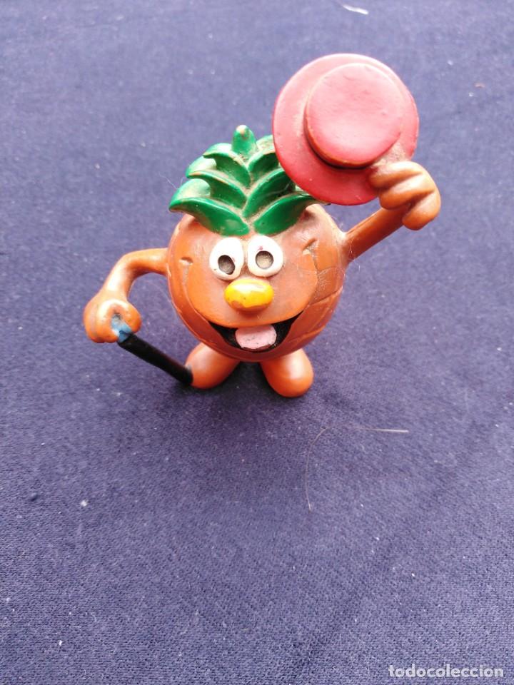 Figuras de goma y PVC: Mu&ntilde;eco goma Fruti - Foto 1
