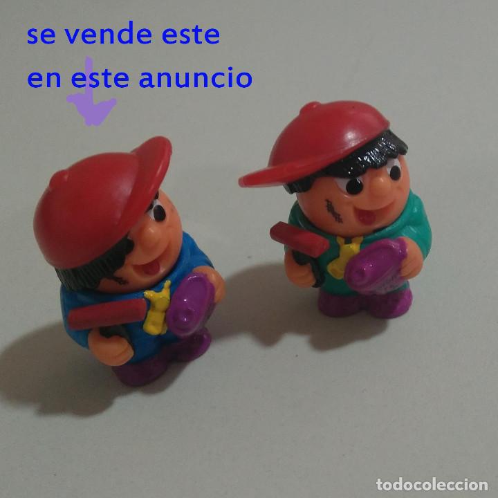 Kinder &Uuml;berraschung: LEER** kinder cabezones figuras figura mecanico coche