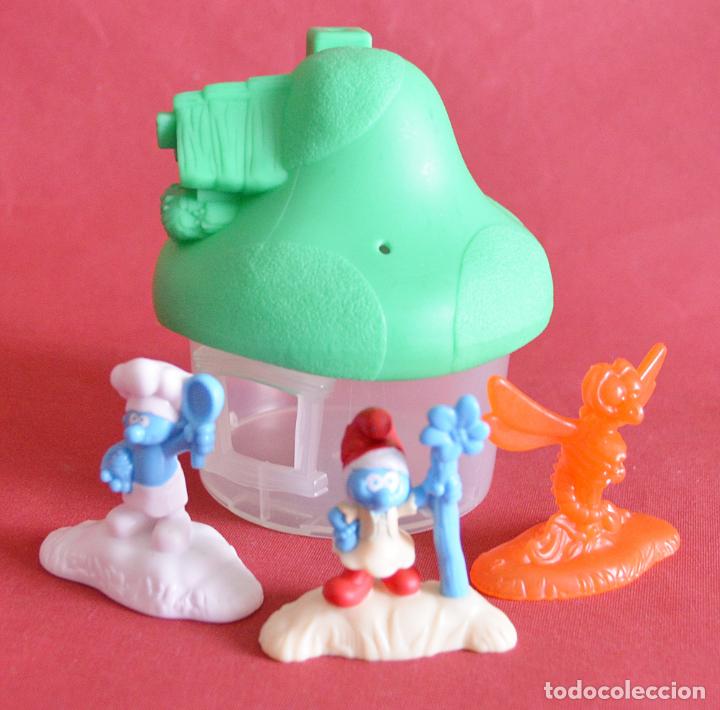 Figuras de Goma y PVC: CASA VERDE DE LOS PITUFOS CON TRES FIGURAS - MCDONALDS