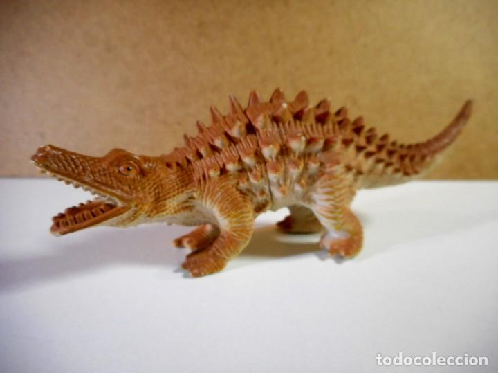 Figuras de goma y PVC: FIGURA DINOSAURIO PROTOSUCHUS - Foto 1