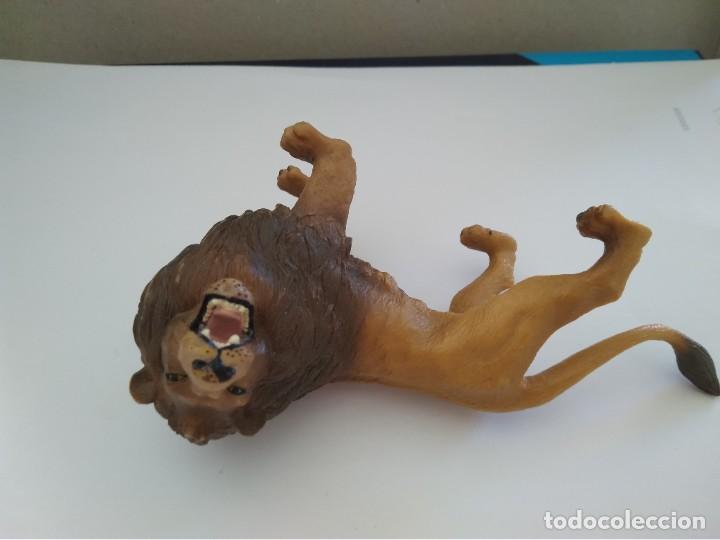 Figuras de goma y PVC: LEON SCHLEICH - Foto 2
