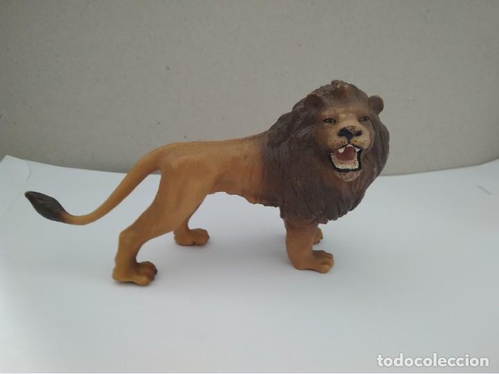 Figuras de goma y PVC: LEON SCHLEICH - Foto 1