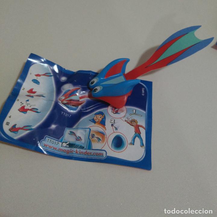 Figuras de Goma Kinder: kinder alien ovni volador bpz papel insecto ?