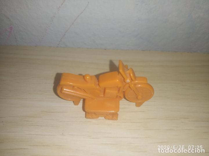 Figuras de goma y PVC: Moto premium dunkin - Foto 3