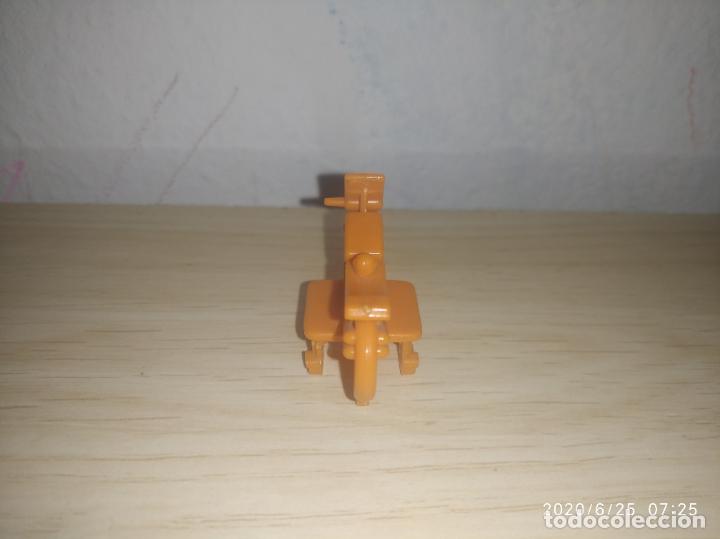Figuras de goma y PVC: Moto premium dunkin - Foto 4