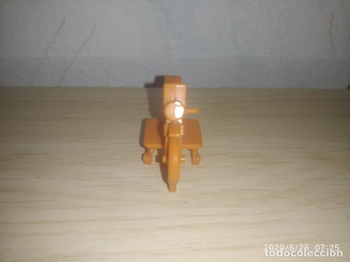 Figuras de goma y PVC: Moto premium dunkin - Foto 7