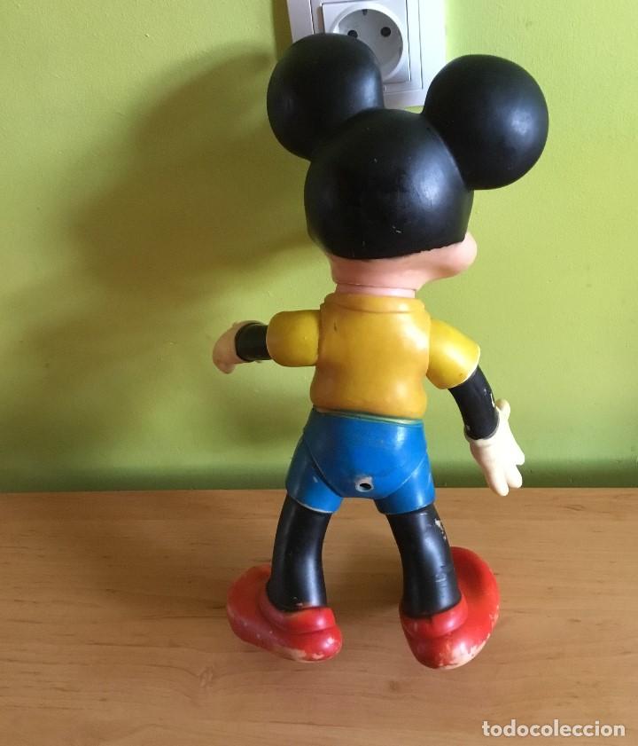 Figuras de goma y PVC: Mickey a&ntilde;os 60-70 - Foto 3