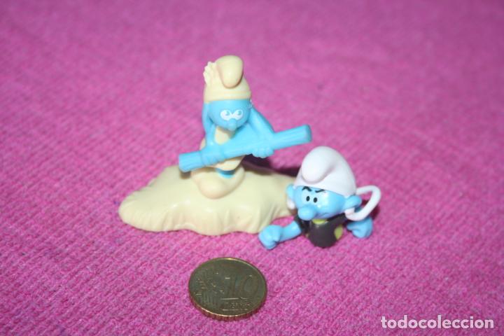 Gummi- und PVC-Figuren: LOTE 2 PITUFOS ( 1 BASE INTEGRADA + 1 MEDIO CUERPO) * JUGUETES INFANTILES MINI * PVC / GOMA